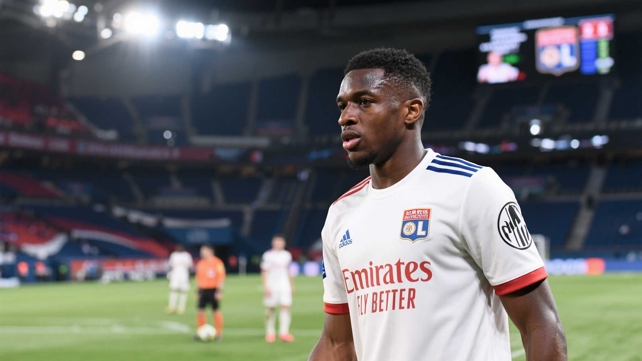 在当今足坛，一个能够胜任多个位置的球员，无疑是球队